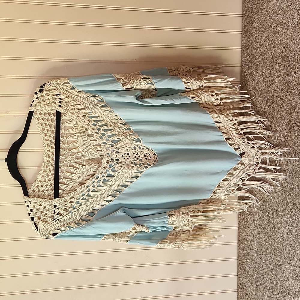 Umgee boho blouse size small minty blue green small fringe